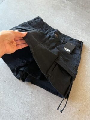 SHORTPOLLERA CARGO NEGRA