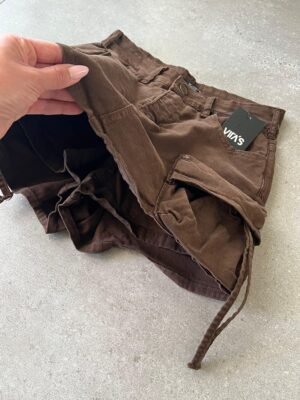 SHORTPOLLERA CARGO MARRÓN